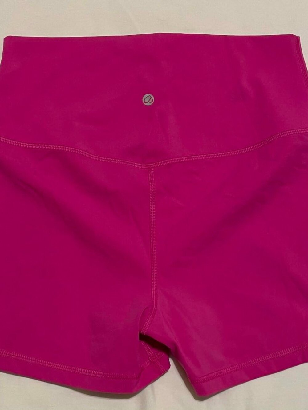CRZ YOGA Women’s Pink Athletic Shorts, Size M